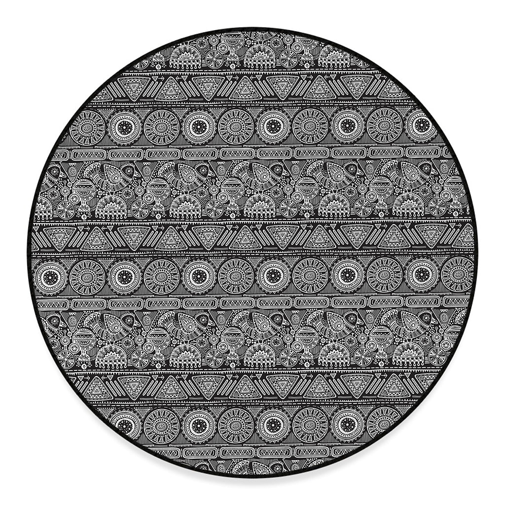 Black And White Ethnic Pattern Print Round Floor Mat