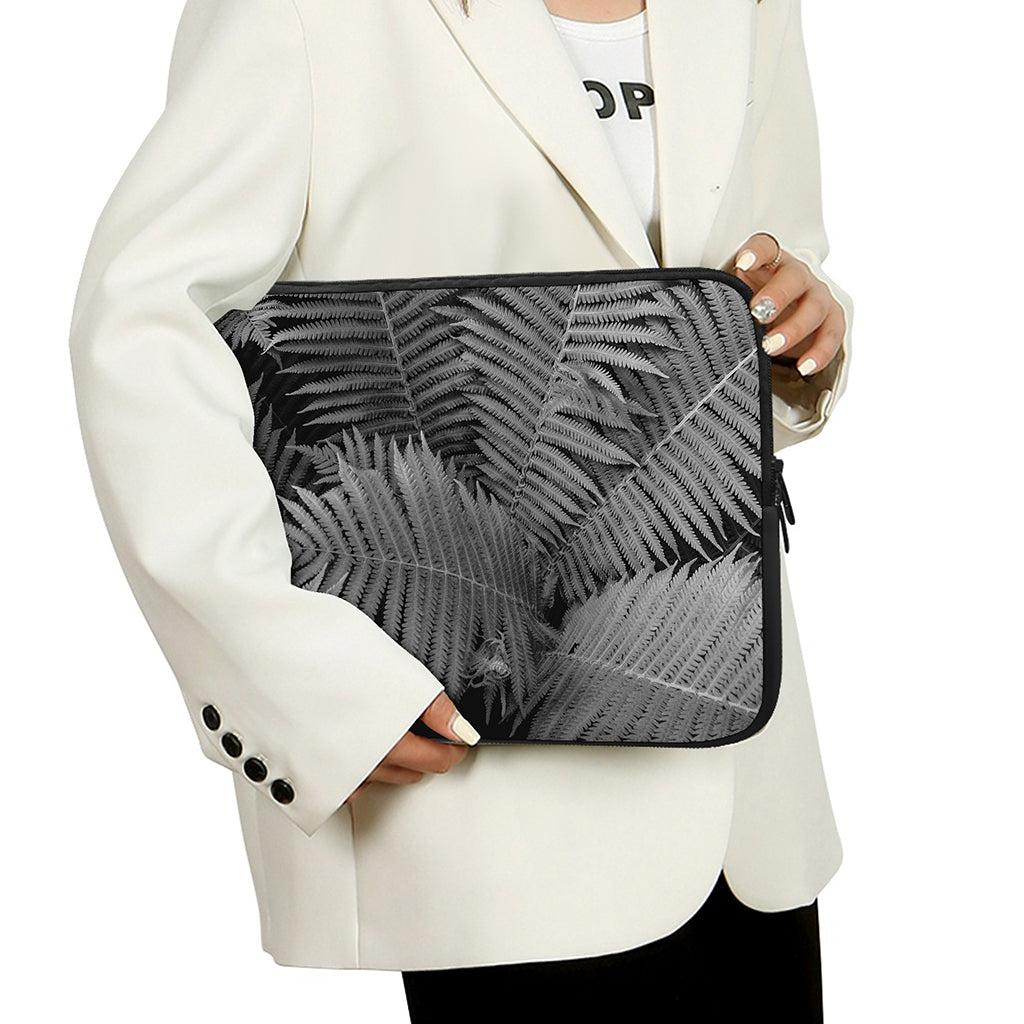 Black And White Fern Leaf Print Laptop Sleeve