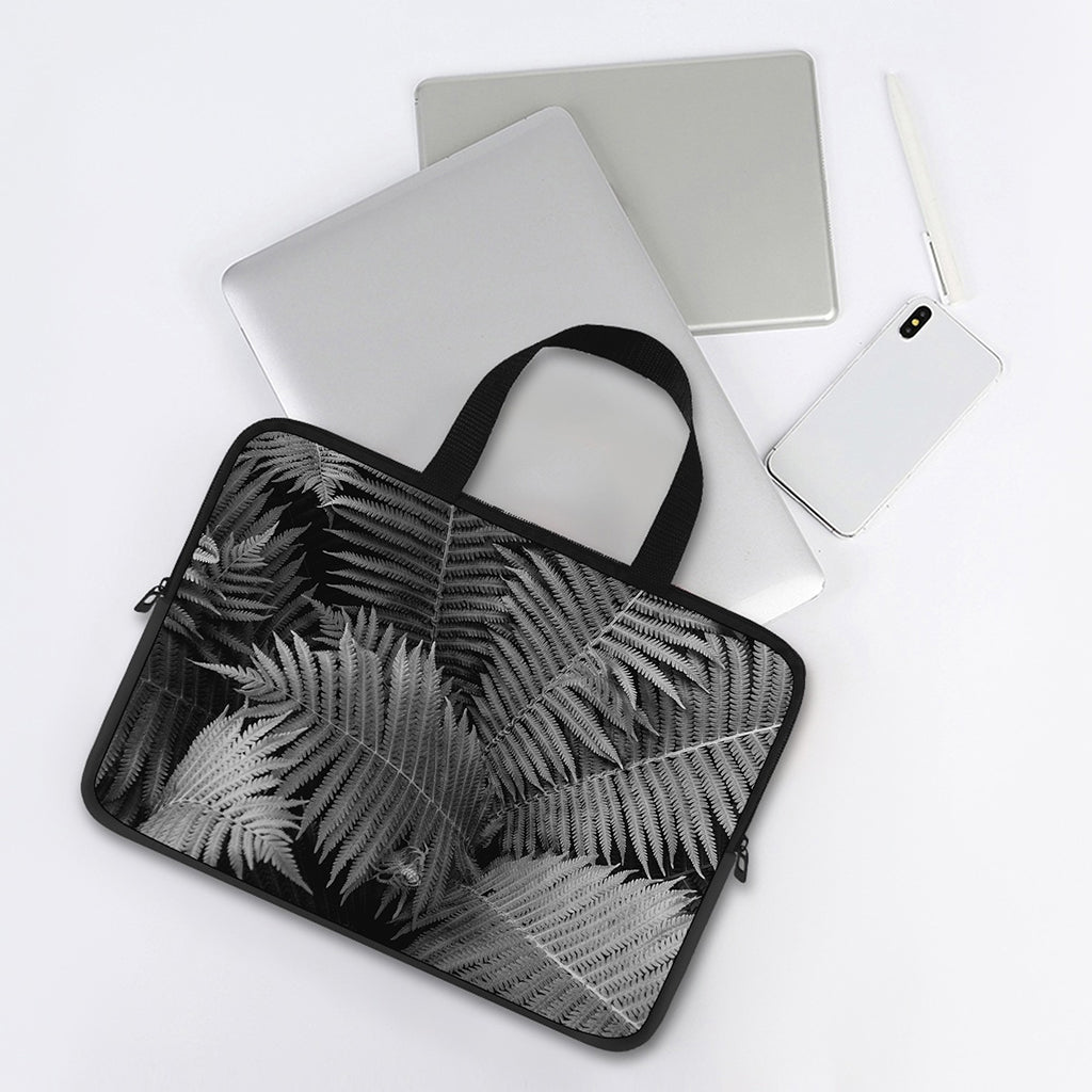 Black And White Fern Leaf Print Laptop Sleeve With Handle