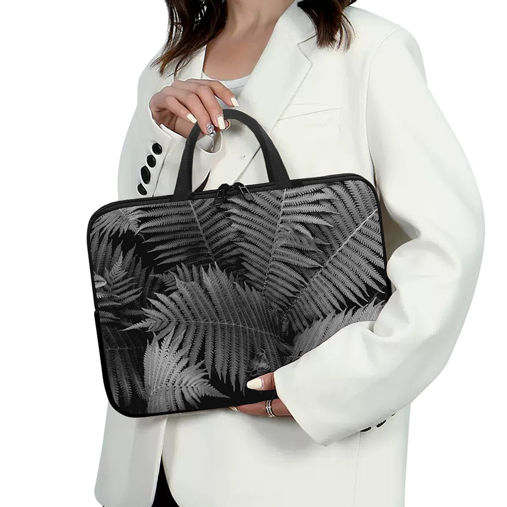 Black And White Fern Leaf Print Laptop Sleeve With Handle
