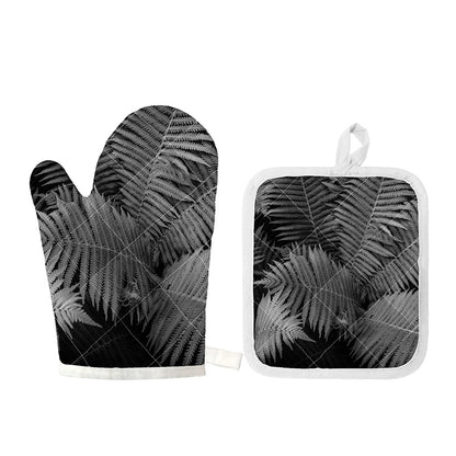 Black And White Fern Leaf Print Oven Mitt And Pot Holder Set
