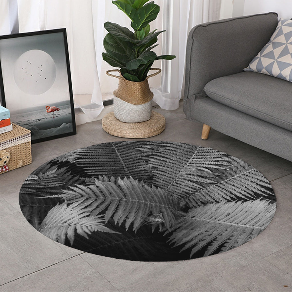 Black And White Fern Leaf Print Round Rug