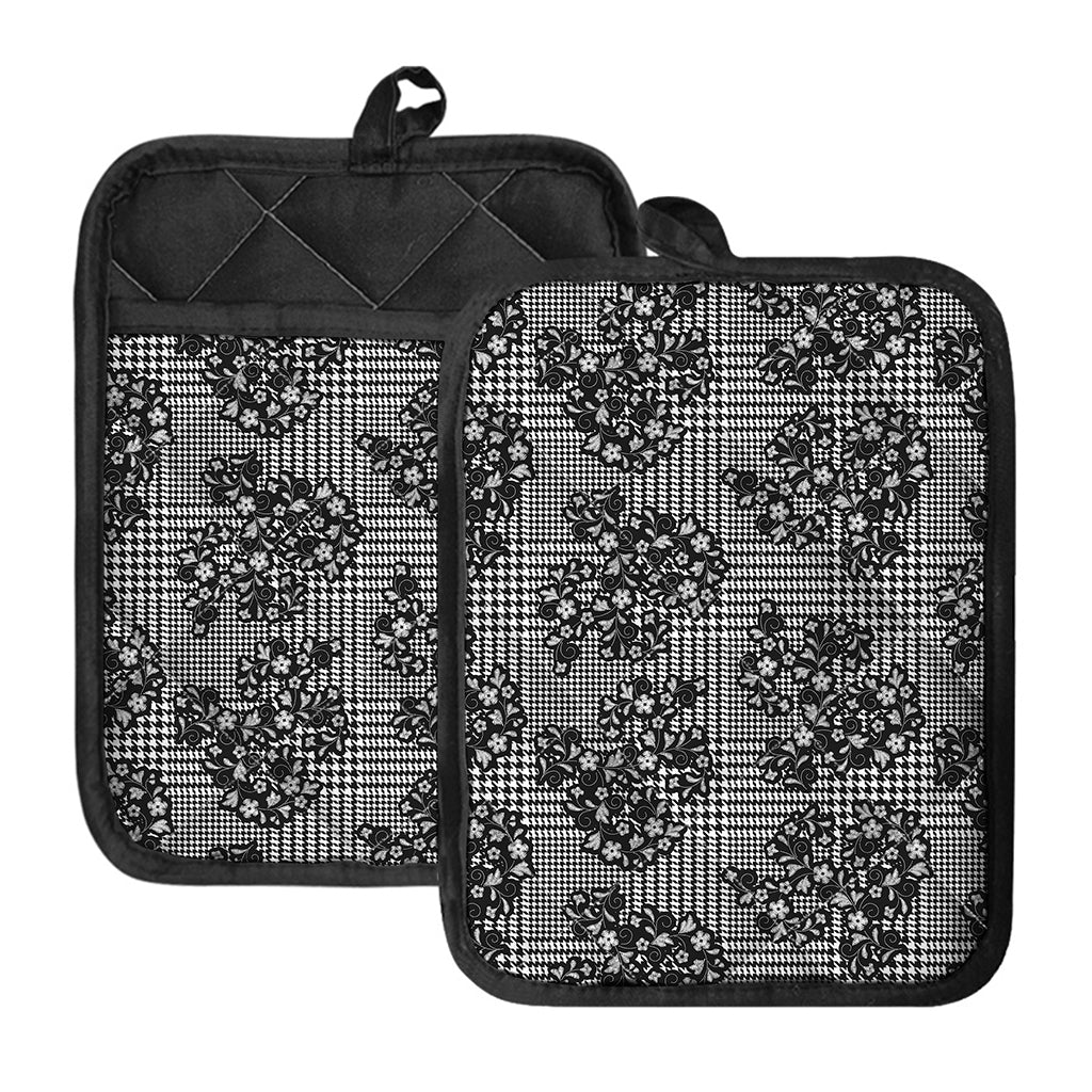 Black And White Floral Glen Plaid Print Pot Holders With Pocket