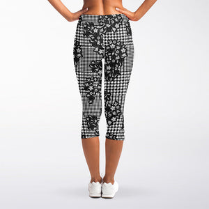 Black And White Floral Glen Plaid Print Women's Capri Leggings