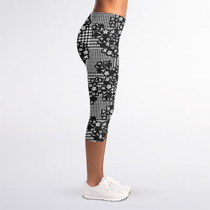 Black And White Floral Glen Plaid Print Women's Capri Leggings