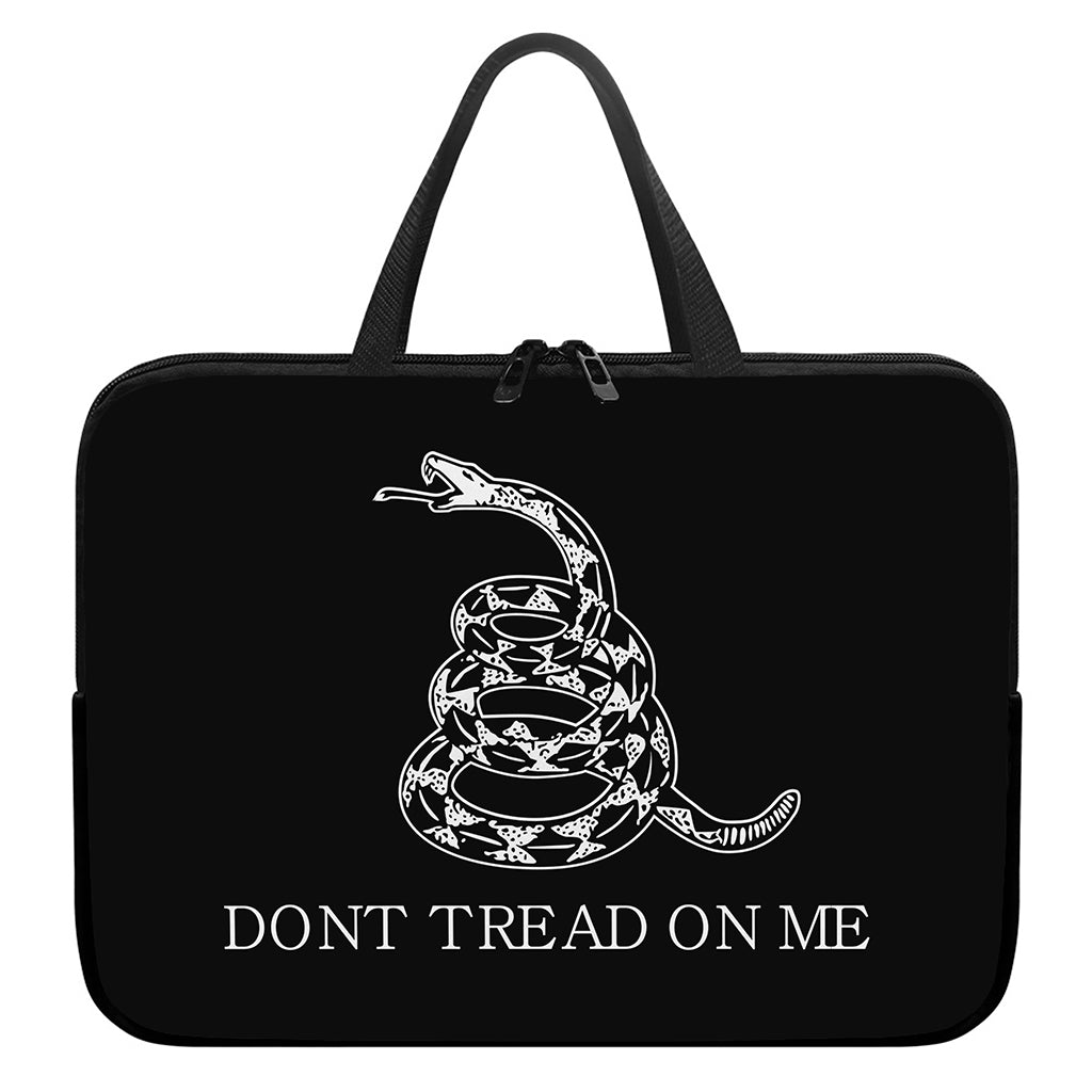 Black And White Gadsden Flag Print Laptop Sleeve With Handle