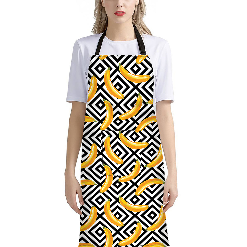 Black And White Geometric Banana Print Bib Apron With Pocket
