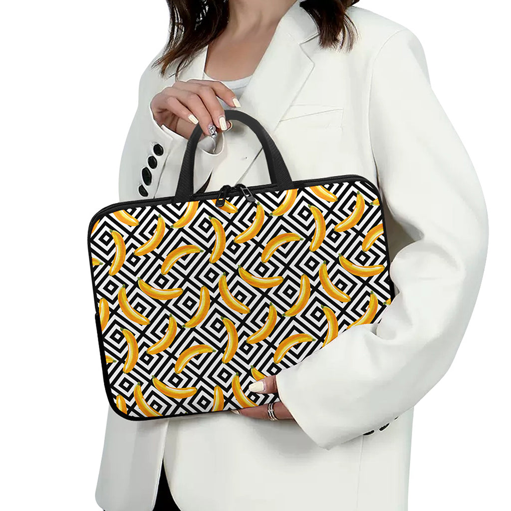 Black And White Geometric Banana Print Laptop Sleeve With Handle