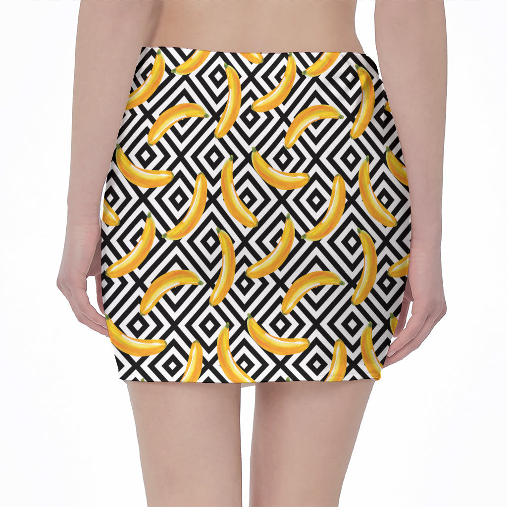 Black And White Geometric Banana Print Pencil Mini Skirt