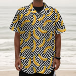 Black And White Geometric Banana Print Textured Short Sleeve Shirt