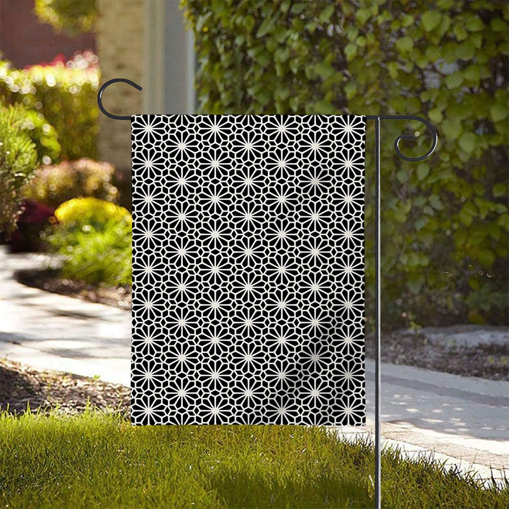 Black And White Geometric Floral Print House Flag