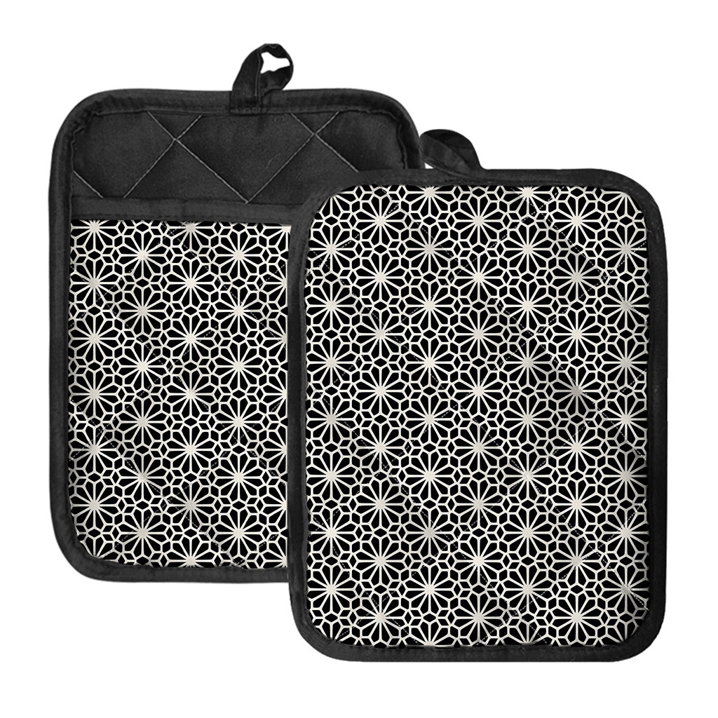 Black And White Geometric Floral Print Pot Holders With Pocket