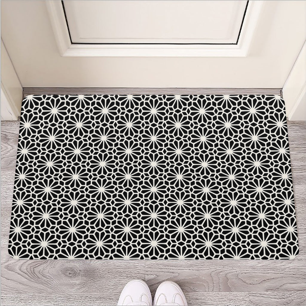 Black And White Geometric Floral Print Rubber Doormat