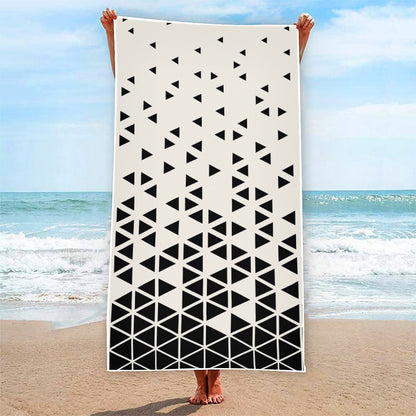 Black And White Geometric Pattern Print Beach Towel