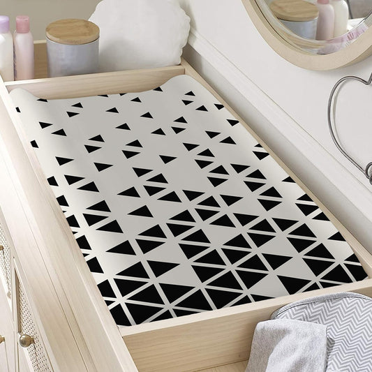 Black And White Geometric Pattern Print Changing Pad Cover