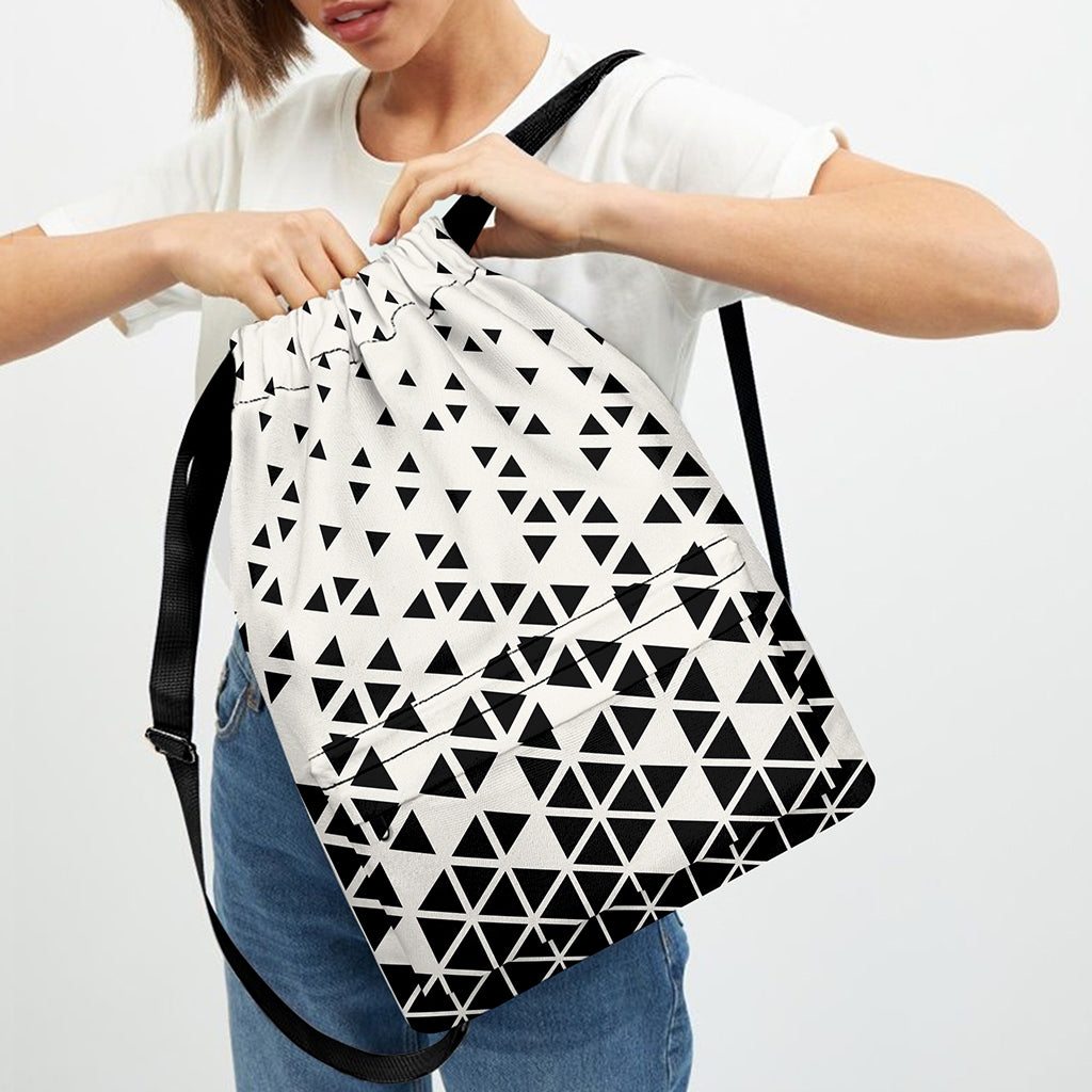 Black And White Geometric Pattern Print Drawstring Backpack