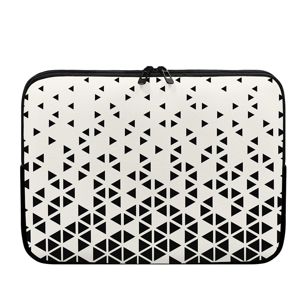 Black And White Geometric Pattern Print Laptop Sleeve