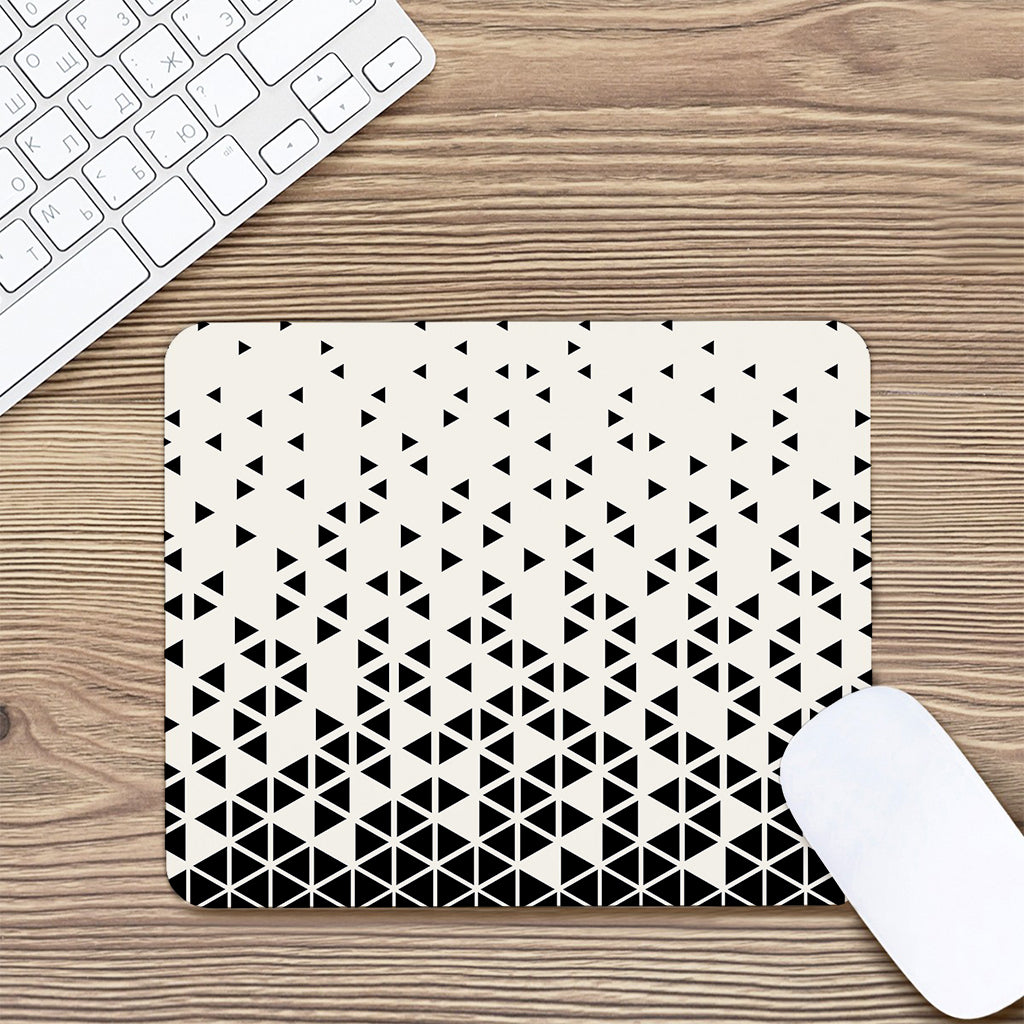 Black And White Geometric Pattern Print Mouse Pad