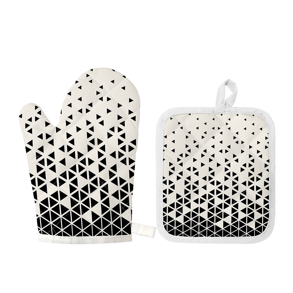 Black And White Geometric Pattern Print Oven Mitt And Pot Holder Set