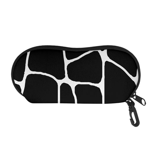 Black And White Giraffe Pattern Print Glasses Case