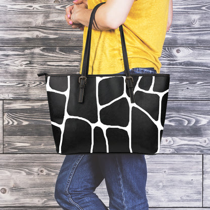 Black And White Giraffe Pattern Print Leather Tote Bag