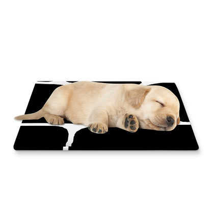 Black And White Giraffe Pattern Print Pet Cooling Mat Cover