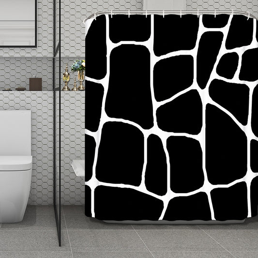 Black And White Giraffe Pattern Print Polyester Shower Curtain