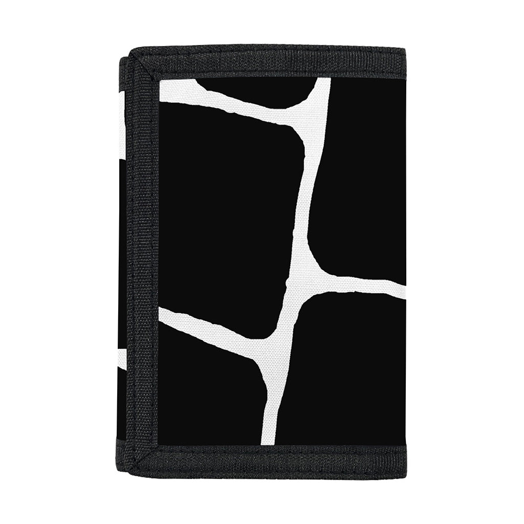 Black And White Giraffe Pattern Print Trifold Wallet