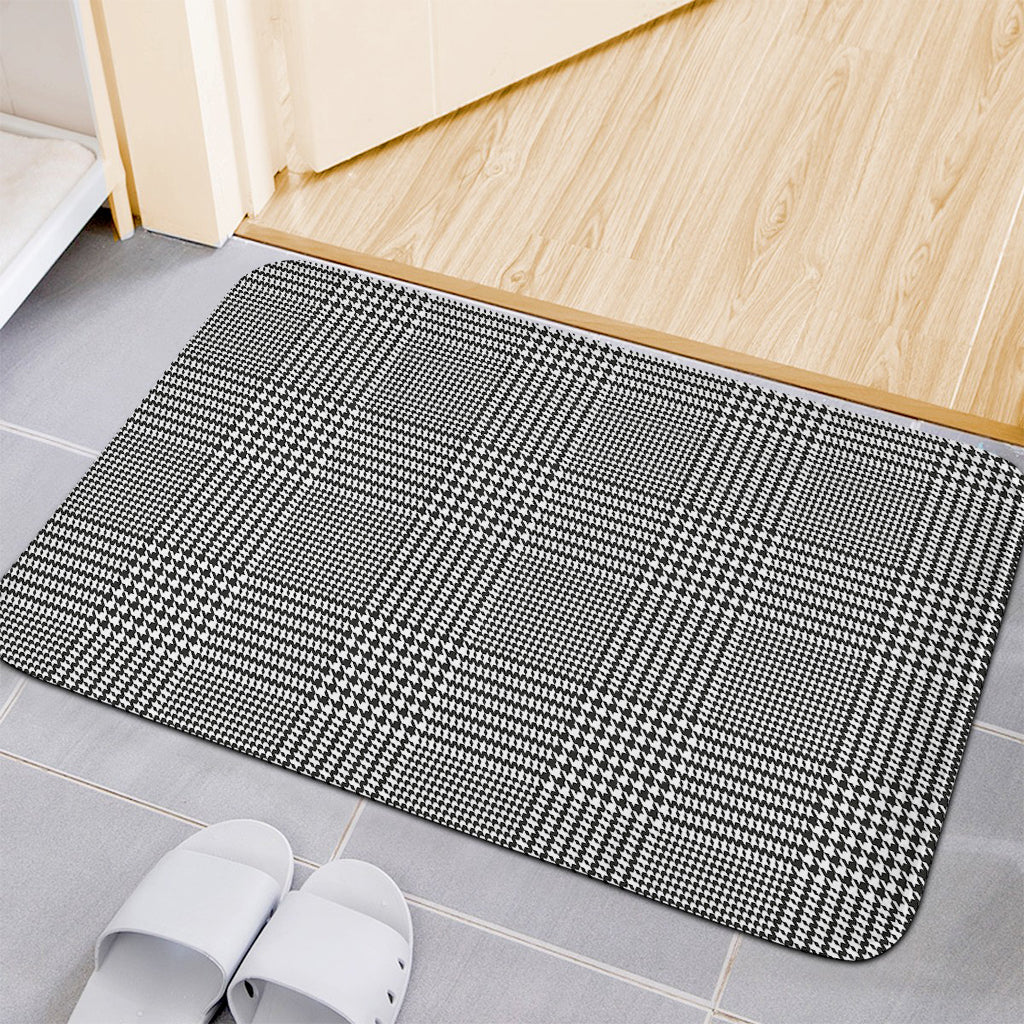 Black And White Glen Plaid Print Indoor Door Mat