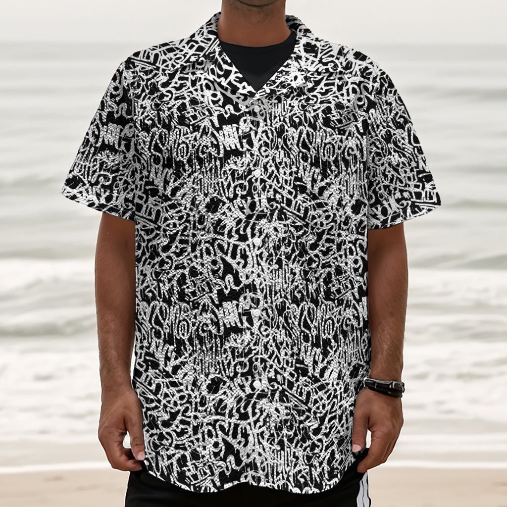 Black And White Graffiti Pattern Print Textured Short Sleeve Shirt