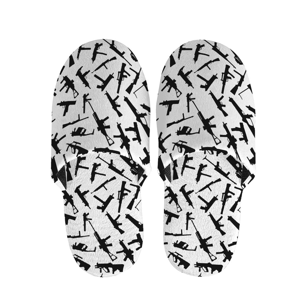 Black And White Guns Pattern Print Slippers