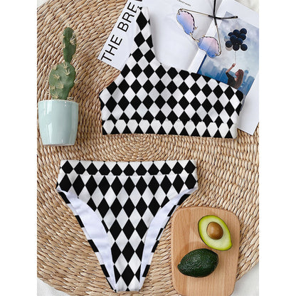 Black And White Harlequin Pattern Print One Shoulder Bikini Top