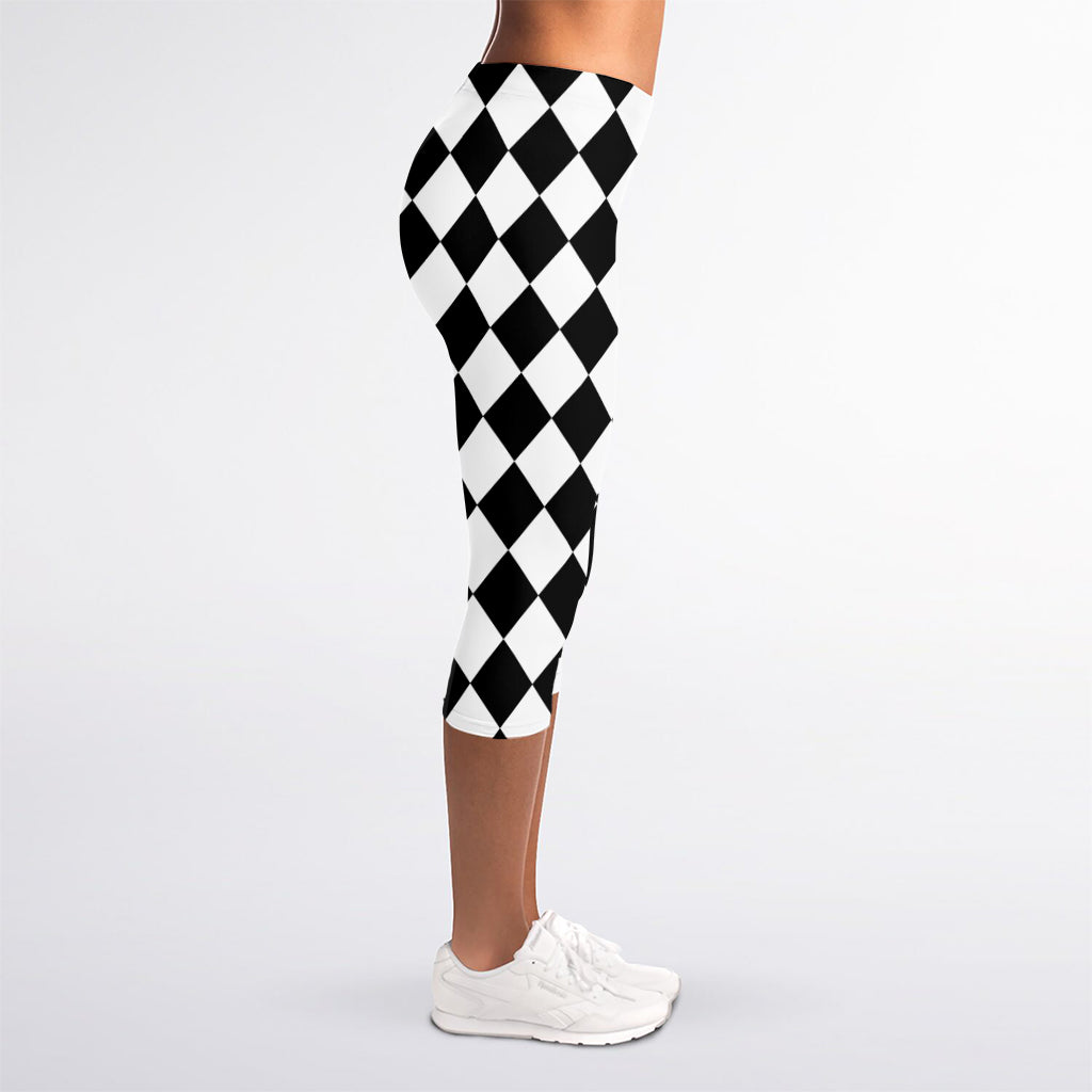 Black And White Harlequin Pattern Print Women's Capri Leggings