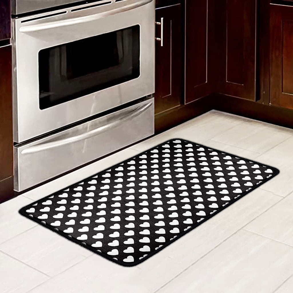 Black And White Heart Pattern Print Kitchen Mat
