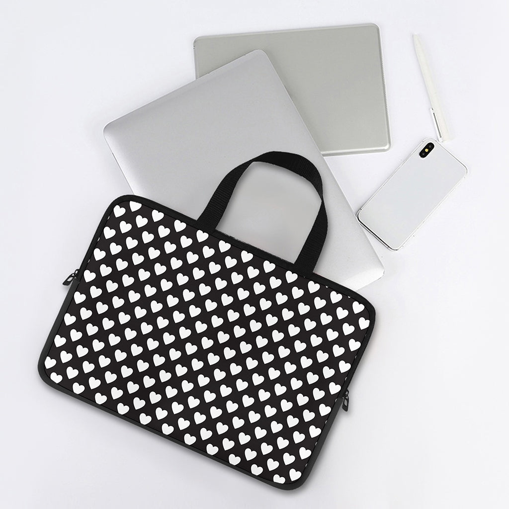 Black And White Heart Pattern Print Laptop Sleeve With Handle