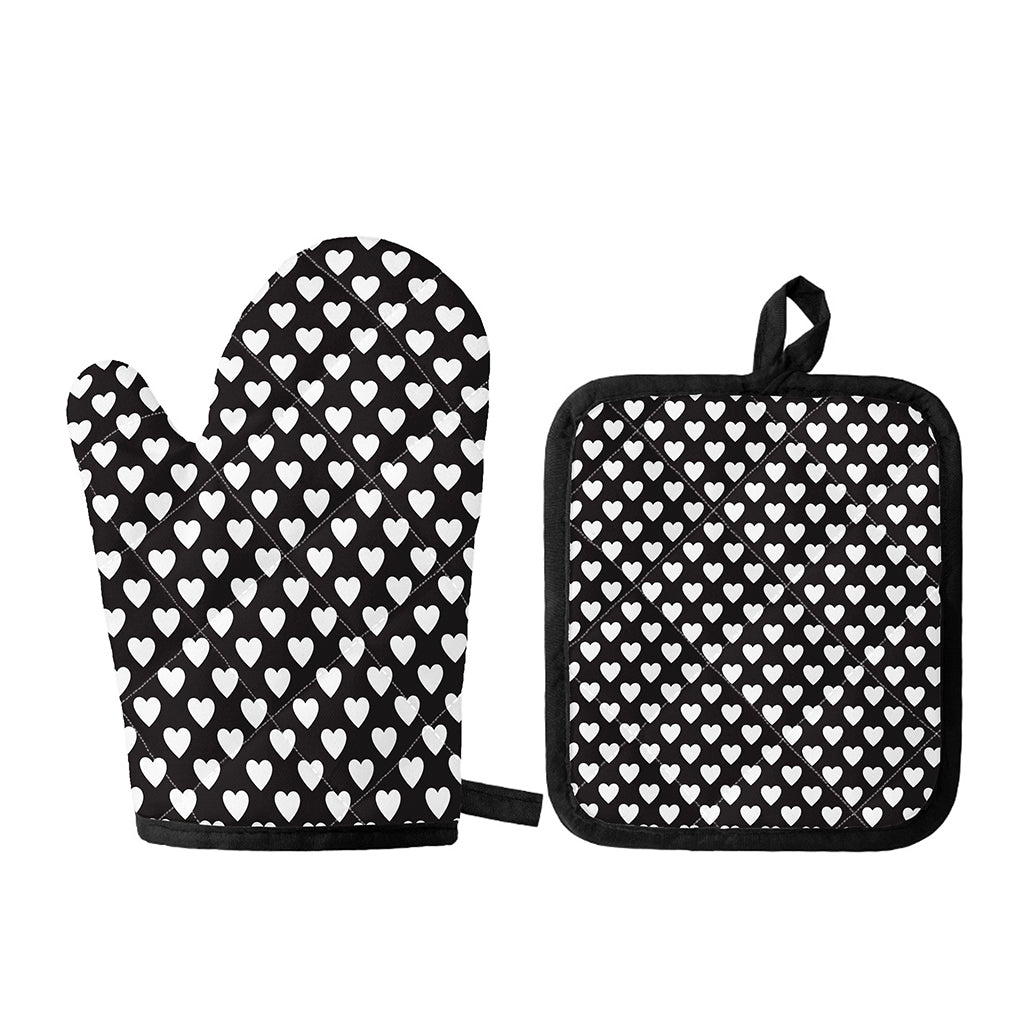 Black And White Heart Pattern Print Oven Mitt And Pot Holder Set