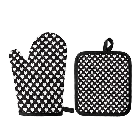 Black And White Heart Pattern Print Oven Mitt And Pot Holder Set