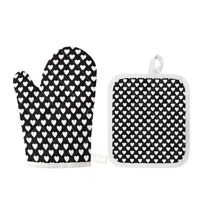 Black And White Heart Pattern Print Oven Mitt And Pot Holder Set