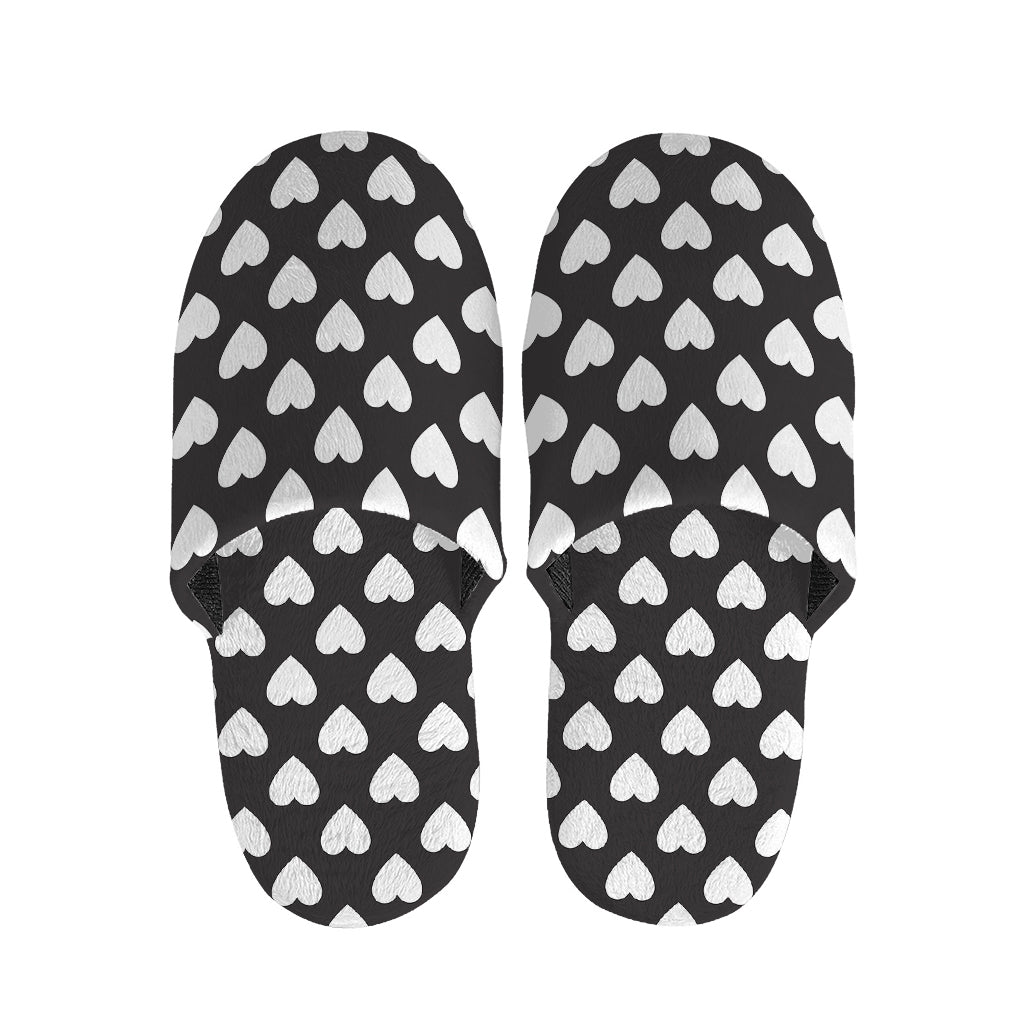 Black And White Heart Pattern Print Slippers