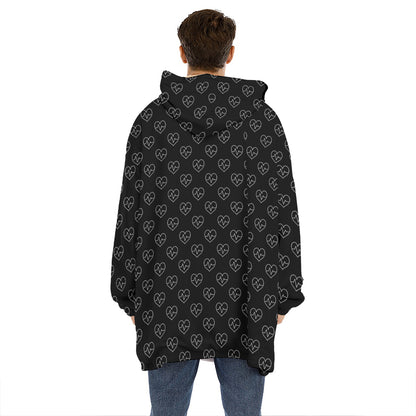 Black And White Heartbeat Pattern Print Hoodie Blanket