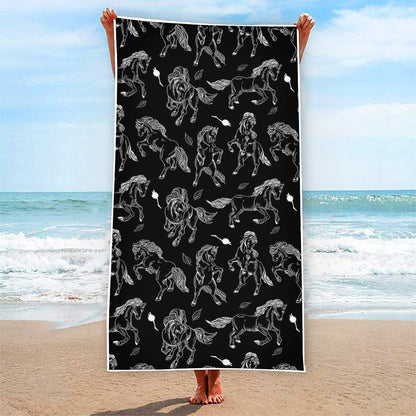 Black And White Horse Pattern Print Beach Towel