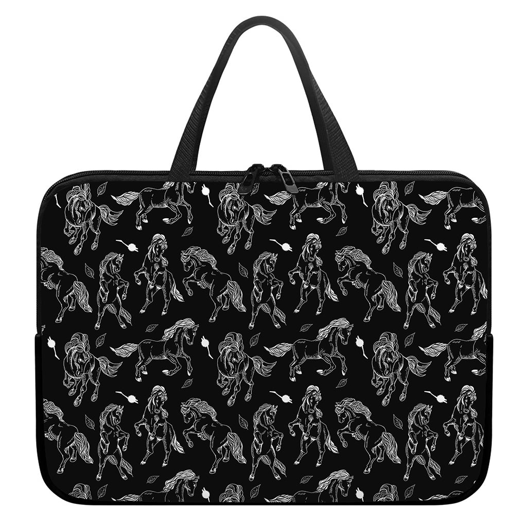 Black And White Horse Pattern Print Laptop Sleeve With Handle