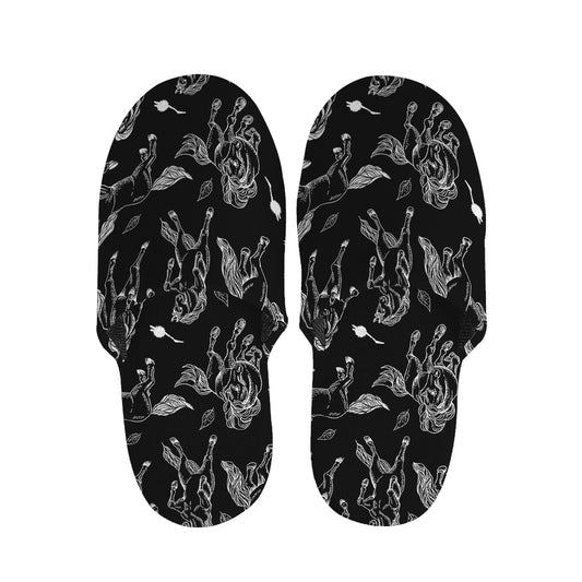 Black And White Horse Pattern Print Slippers