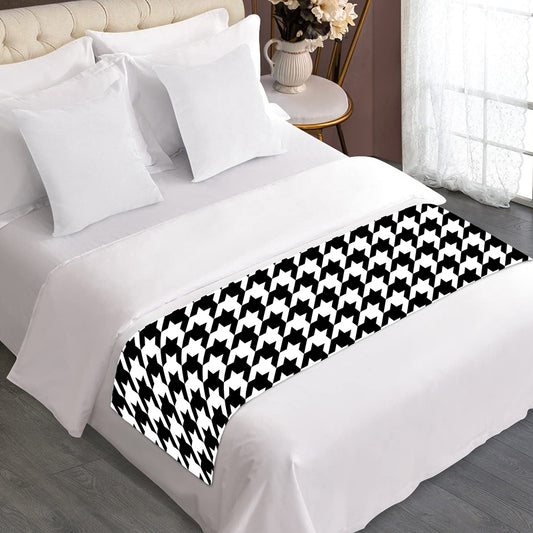 Black And White Houndstooth Print Bed Runner