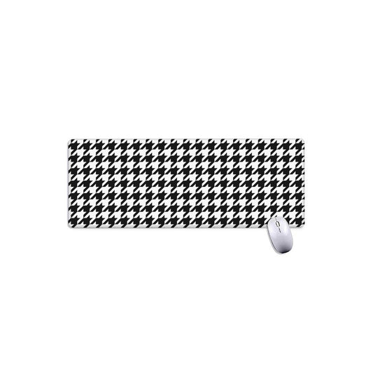 Black And White Houndstooth Print Extended Mouse Pad