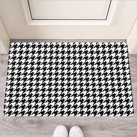 Black And White Houndstooth Print Rubber Doormat