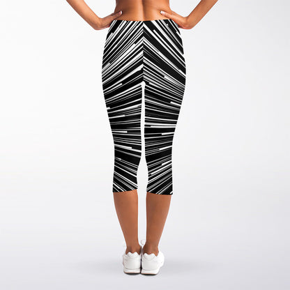 Black And White Hyperspace Print Women's Capri Leggings
