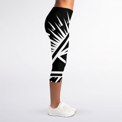 Black And White Illuminati Print Women's Capri Leggings