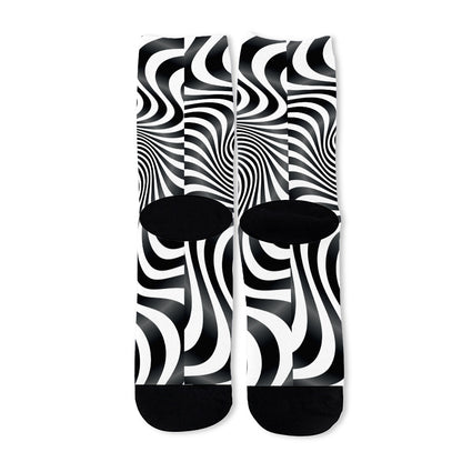 Black And White Illusory Motion Print Long Socks