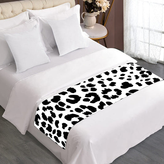 Black And White Jaguar Pattern Print Bed Runner